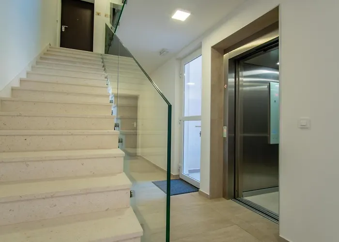 Ii Apartamento *