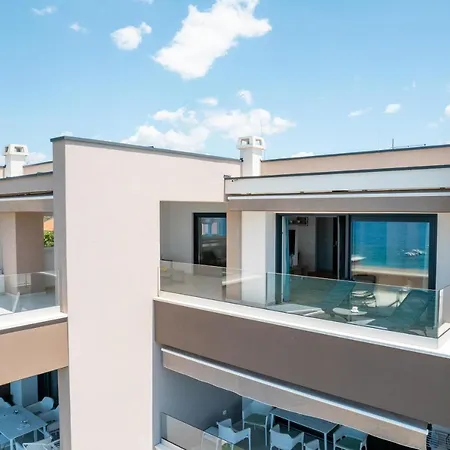 Apartment Ii